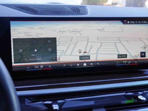 Certified 2025 BMW X5 xDrive50e w/ Premium Package image 28