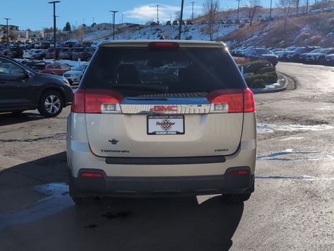 Used 2013 GMC Terrain SLE image 6