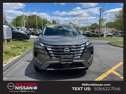 Certified 2024 Nissan Rogue SL w/ SL Premium Package AWD/4WD image 7