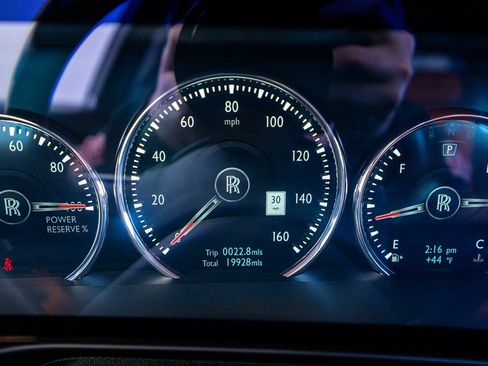 Used 2022 Rolls-Royce Ghost Black Badge image 44