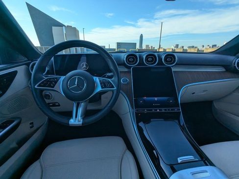 Used 2025 Mercedes-Benz C 300 Sedan image 15