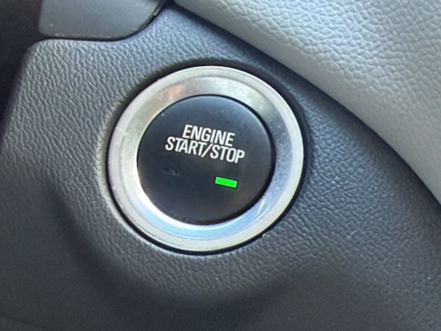 Used 2023 Chevrolet Equinox LS w/ Midnight Edition FWD image 28