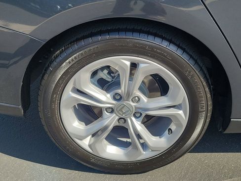 Certified 2025 Honda Accord LX image 7
