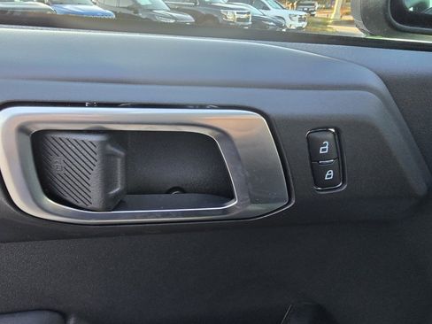 New 2025 Ford Bronco Outer Banks image 23