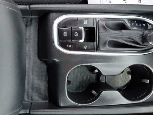 Used 2020 Hyundai Santa Fe SEL w/ Convenience Package FWD image 14