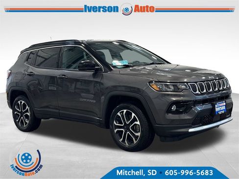 Used 2023 Jeep Compass Limited AWD/4WD image 1