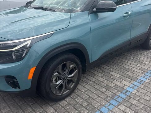 Used 2024 Kia Seltos S AWD/4WD image 5