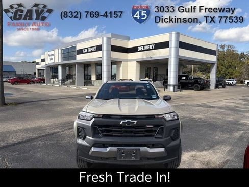 Certified 2024 Chevrolet Colorado Trail Boss w/ Advanced Trailering Package image 2