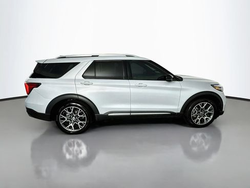 Used 2025 Ford Explorer Platinum w/ Ultimate Package RWD image 8
