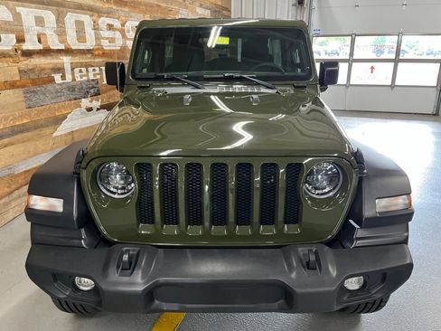 Used 2023 Jeep Wrangler Sport S AWD/4WD image 8