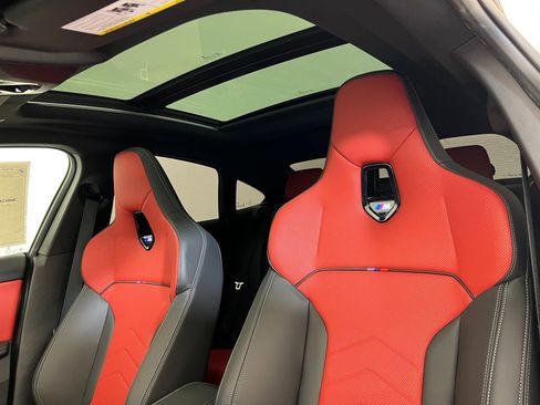 Used 2026 BMW M235i xDrive w/ Technology Package image 15