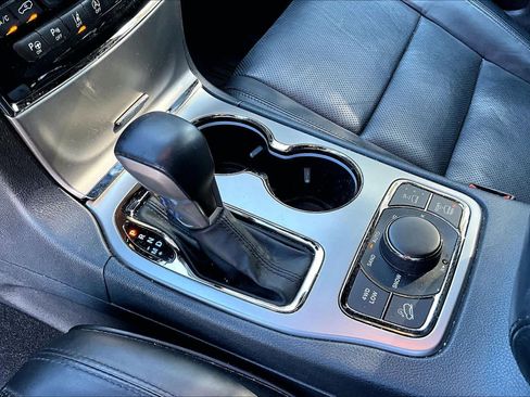 Used 2020 Jeep Grand Cherokee High Altitude image 16