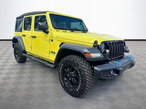 Used 2023 Jeep Wrangler Unlimited w/ Cold Weather Group AWD/4WD image 4