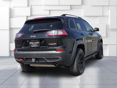 Used 2022 Jeep Cherokee Trailhawk w/ Sound & Nav Group AWD/4WD image 7