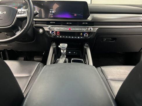 Used 2025 Kia Telluride S image 48
