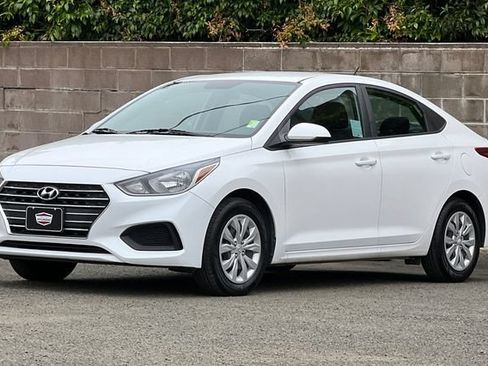 Used 2021 Hyundai Accent SE FWD image 10