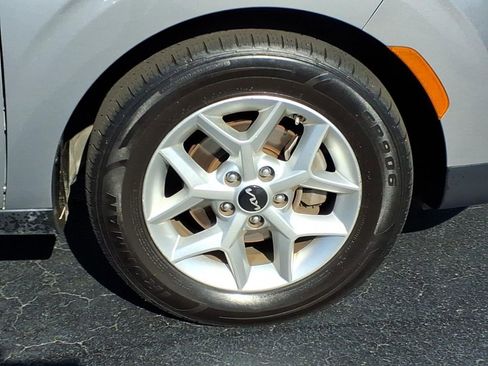 Used 2024 Kia Soul LX w/ Option Group 015 image 9