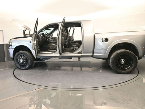 Used 2024 RAM 3500 Limited image 76