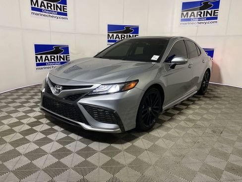 Used 2021 Toyota Camry XSE w/ Navigation Package image 14