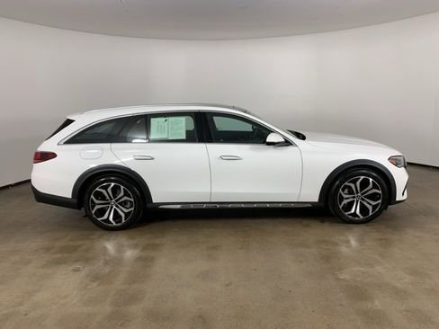 Used 2025 Mercedes-Benz E 450 4MATIC All-Terrain Wagon image 7