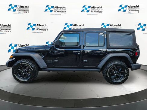 Used 2022 Jeep Wrangler Unlimited Sport AWD/4WD image 2