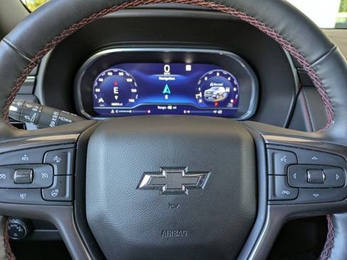 Used 2023 Chevrolet Suburban RST w/ Luxury Package image 28