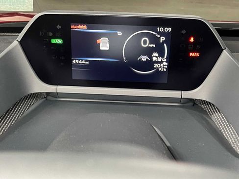 Used 2025 Subaru Solterra w/ Limited Package AWD/4WD image 32