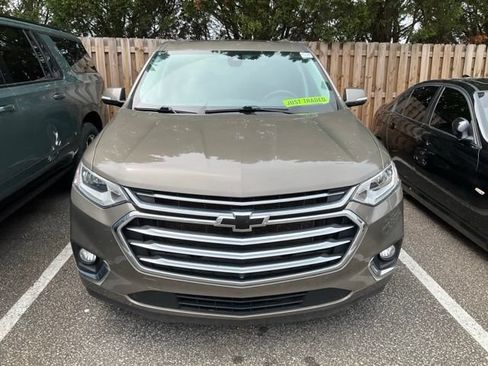 Used 2020 Chevrolet Traverse High Country w/ LPO, Floor Liner Package FWD image 2