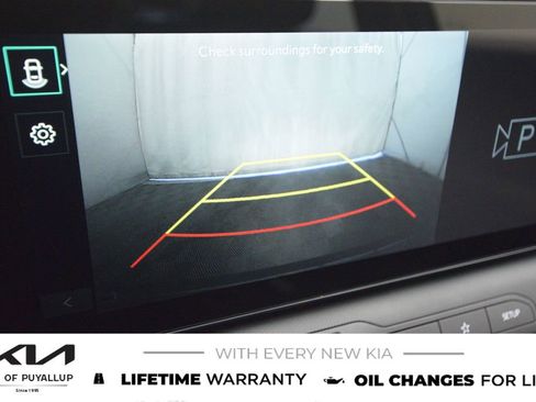 New 2025 Kia K4 LXS image 23
