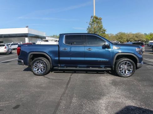 Used 2023 GMC Sierra 1500 SLT image 11