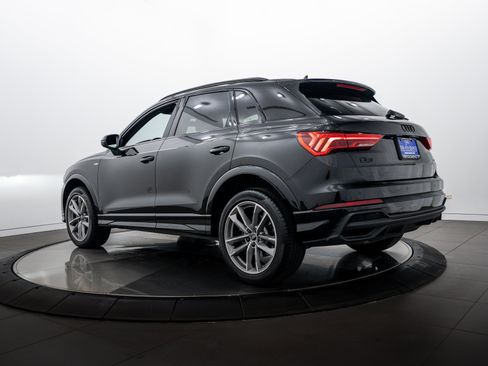 New 2025 Audi Q3 2.0T Premium w/ Convenience Package AWD/4WD image 5