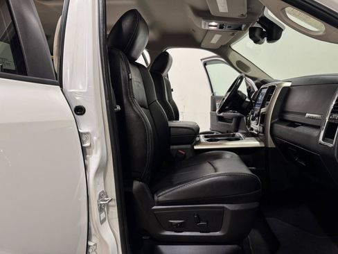 Used 2018 RAM 2500 Laramie w/ Convenience Group AWD/4WD image 13