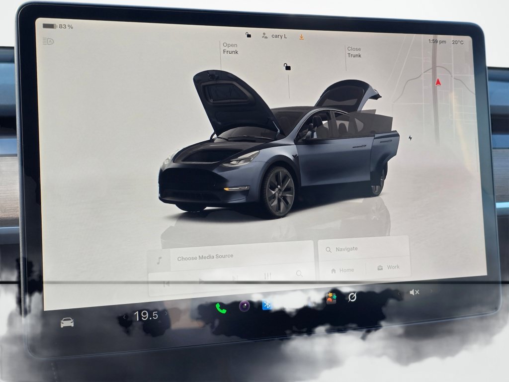 Used 2025 Tesla Model Y Long Range RWD image 15