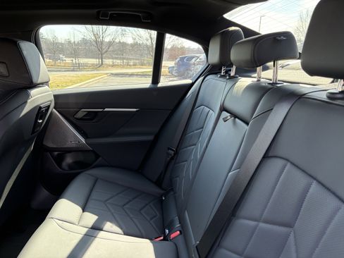 Certified 2024 BMW i5 eDrive40i w/ M Sport Package image 32