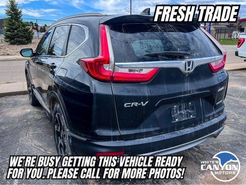 Used 2019 Honda CR-V Touring image 3