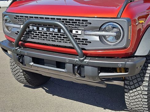 Used 2023 Ford Bronco Badlands w/ Sasquatch Package AWD/4WD image 7