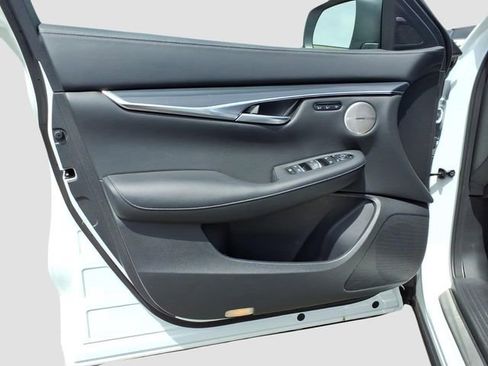 Certified 2025 INFINITI QX50 Sport AWD/4WD image 6
