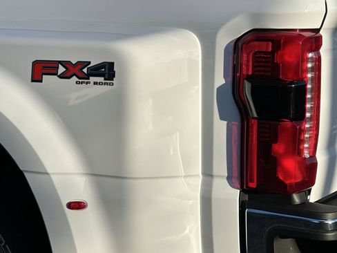 New 2026 Ford F450 XLT w/ 360-Degree Camera Package image 34