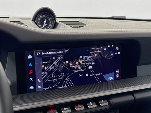 Used 2025 Porsche 911 Carrera image 13