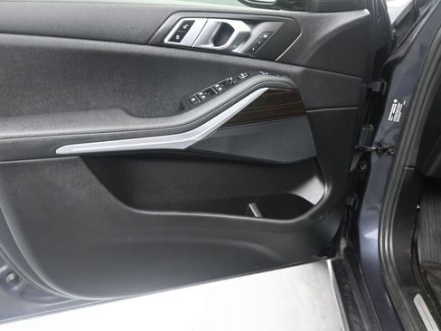 Used 2021 BMW X5 sDrive40i w/ Convenience Package image 9