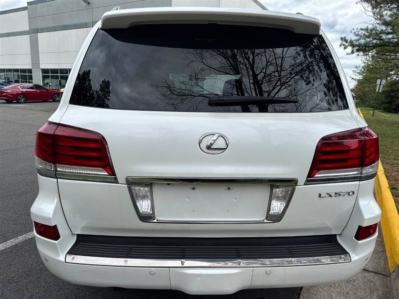 Used 2014 Lexus LX 570 4WD w/ Luxury Package image 9