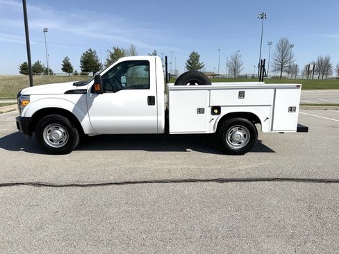 Used 2012 Ford F250 XL w/ PWR Equipment Group image 5