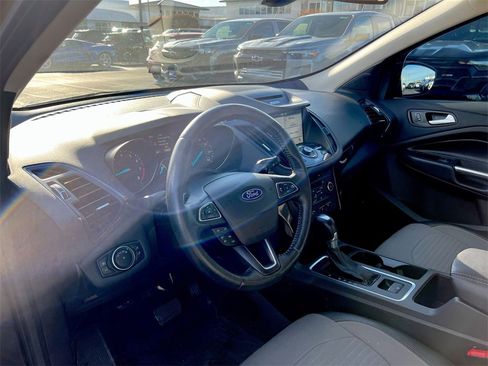 Used 2017 Ford Escape Titanium image 10