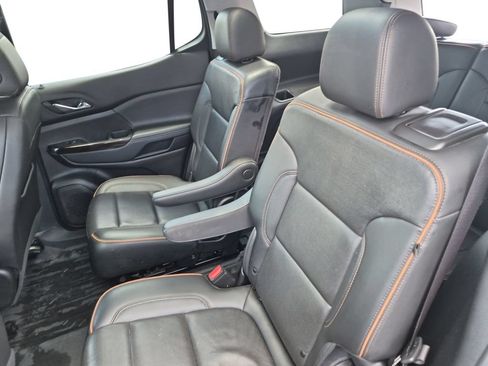 Used 2023 GMC Acadia AT4 w/ Technology Package AWD/4WD image 40