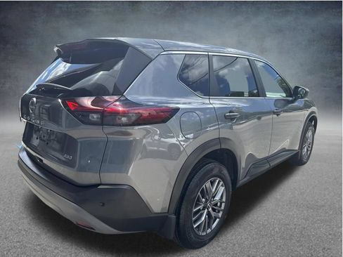 Used 2023 Nissan Rogue S AWD/4WD image 5