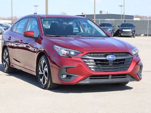 Used 2025 Subaru Legacy Premium image 4