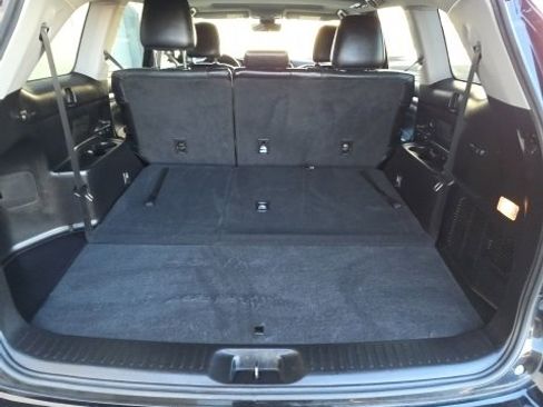 Used 2019 Toyota Highlander Limited w/ Carpet Mat Package (TMS) image 18