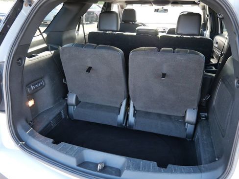 Used 2017 Ford Explorer Limited AWD/4WD image 9