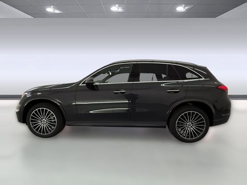 New 2026 Mercedes-Benz GLC 300 image 2