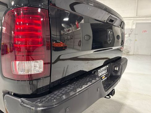 Used 2022 RAM 1500 Classic Warlock w/ Electronics Group AWD/4WD image 53